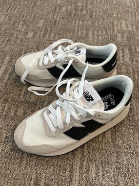 New Balance 237 Sneakers in White, Black & Light Gray